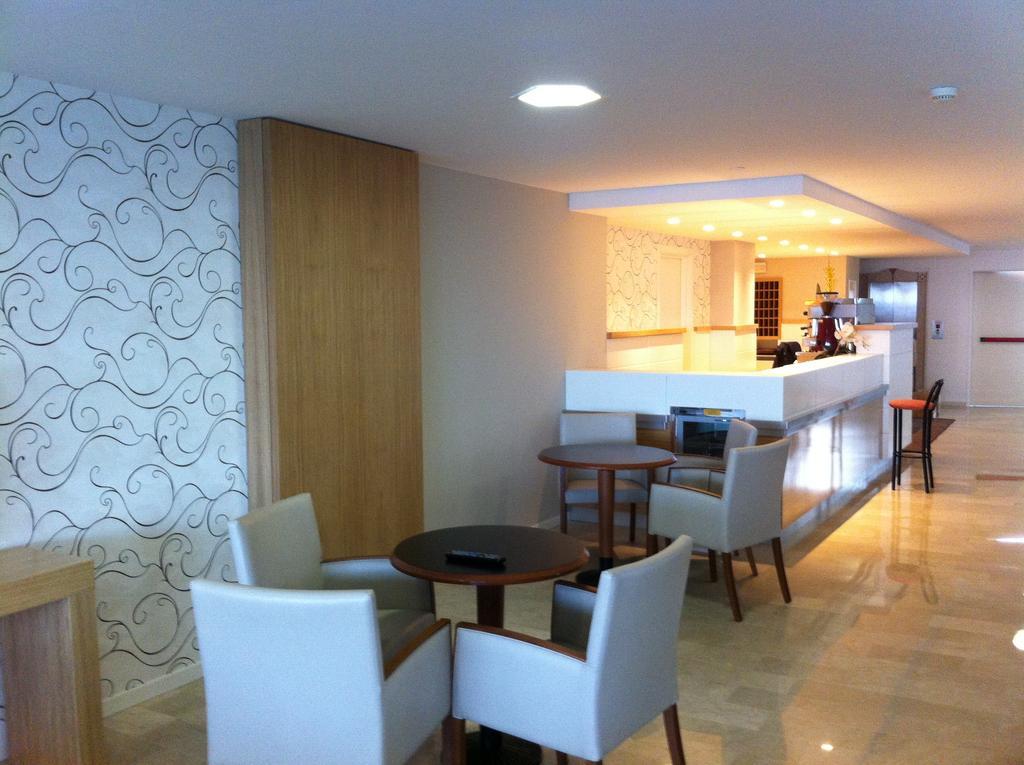 Hotel Astor Rimini Ngoại thất bức ảnh