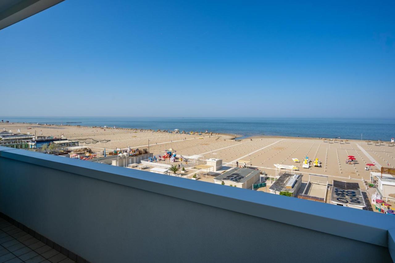 Hotel Astor Rimini Ngoại thất bức ảnh